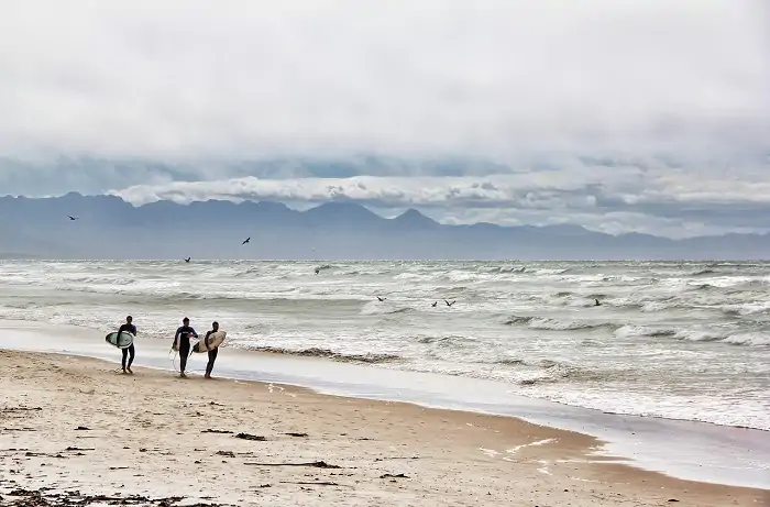 Surfing in Südafrika