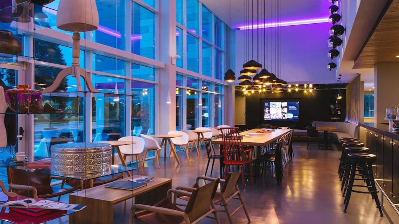 Moxy Munich Airport